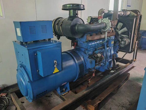 徐水100kW柴油发电机组使用多级机油有哪些优缺点？